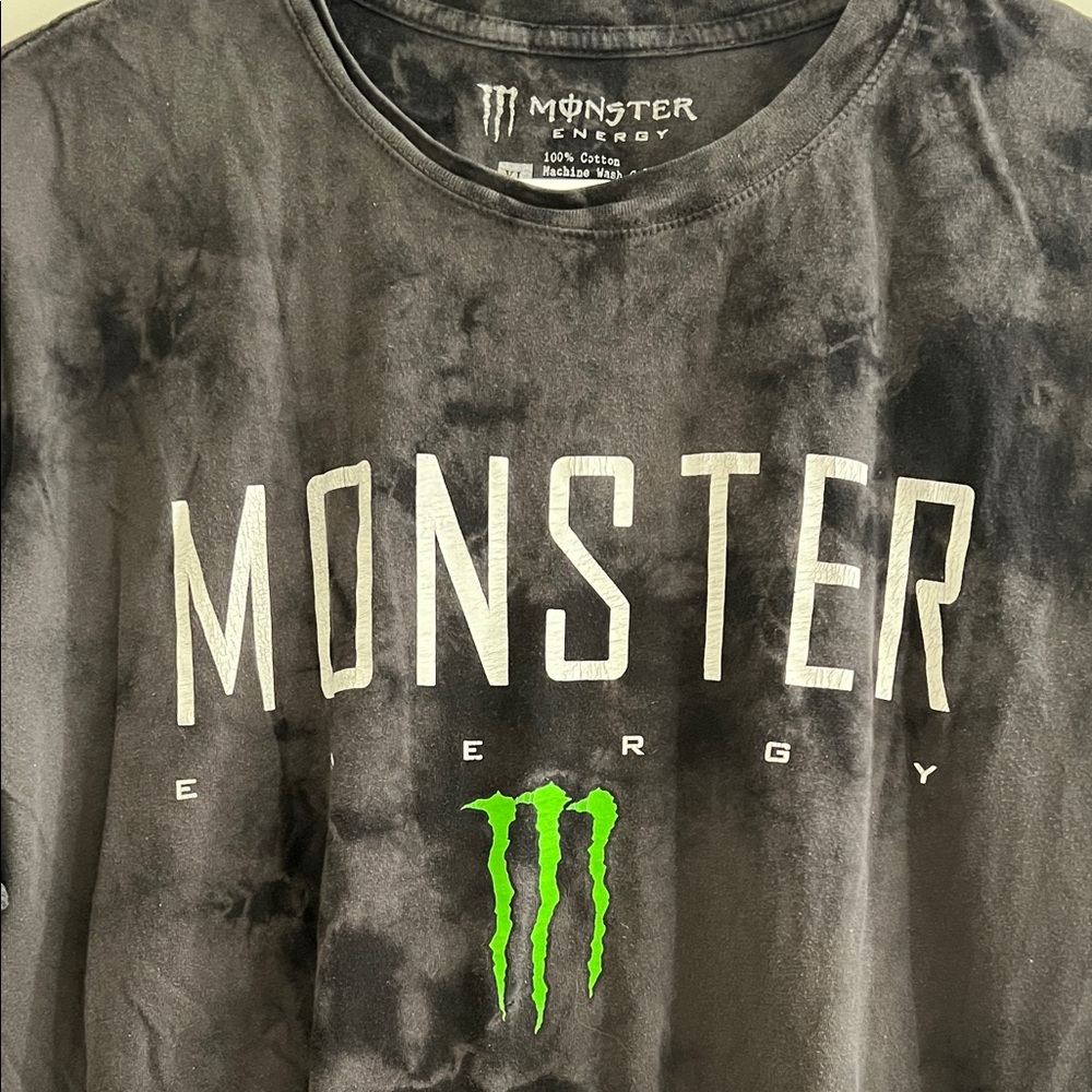 FREE w/ 🌻3/$25 bundle- Monster Energy T-Shirt - Picture 2 of 5
